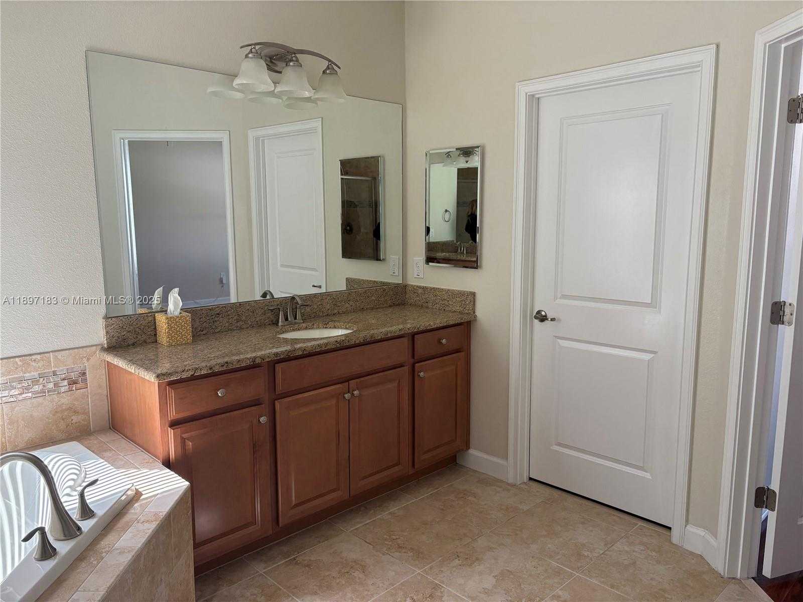 Small Image of 3074 WHITE HORSE CT, Kissimmee Number 25