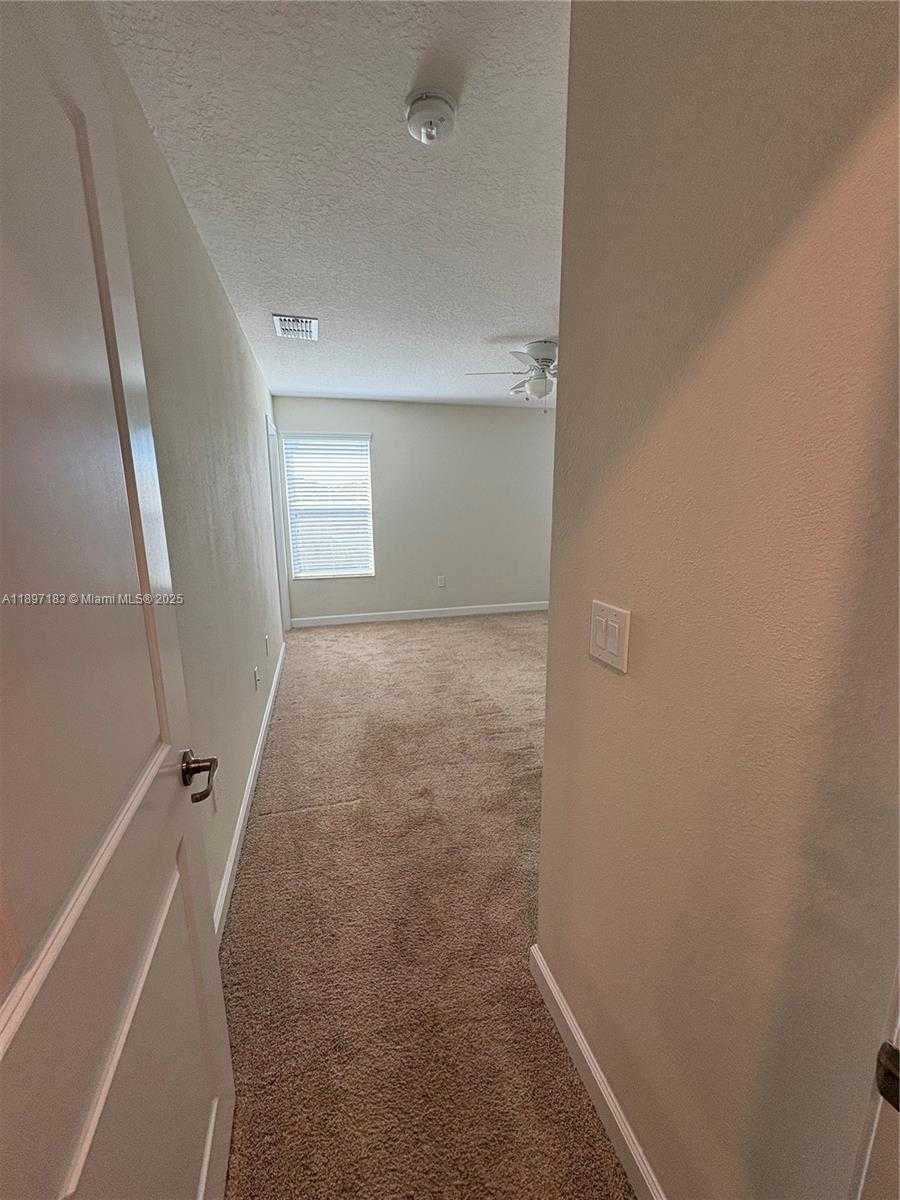 Small Image of 3074 WHITE HORSE CT, Kissimmee Number 47