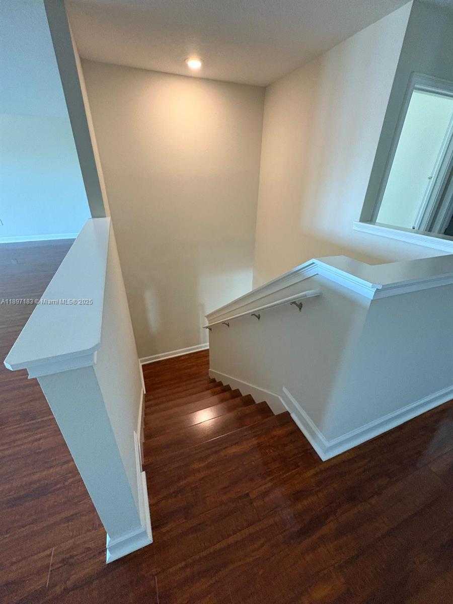 Small Image of 3074 WHITE HORSE CT, Kissimmee Number 50