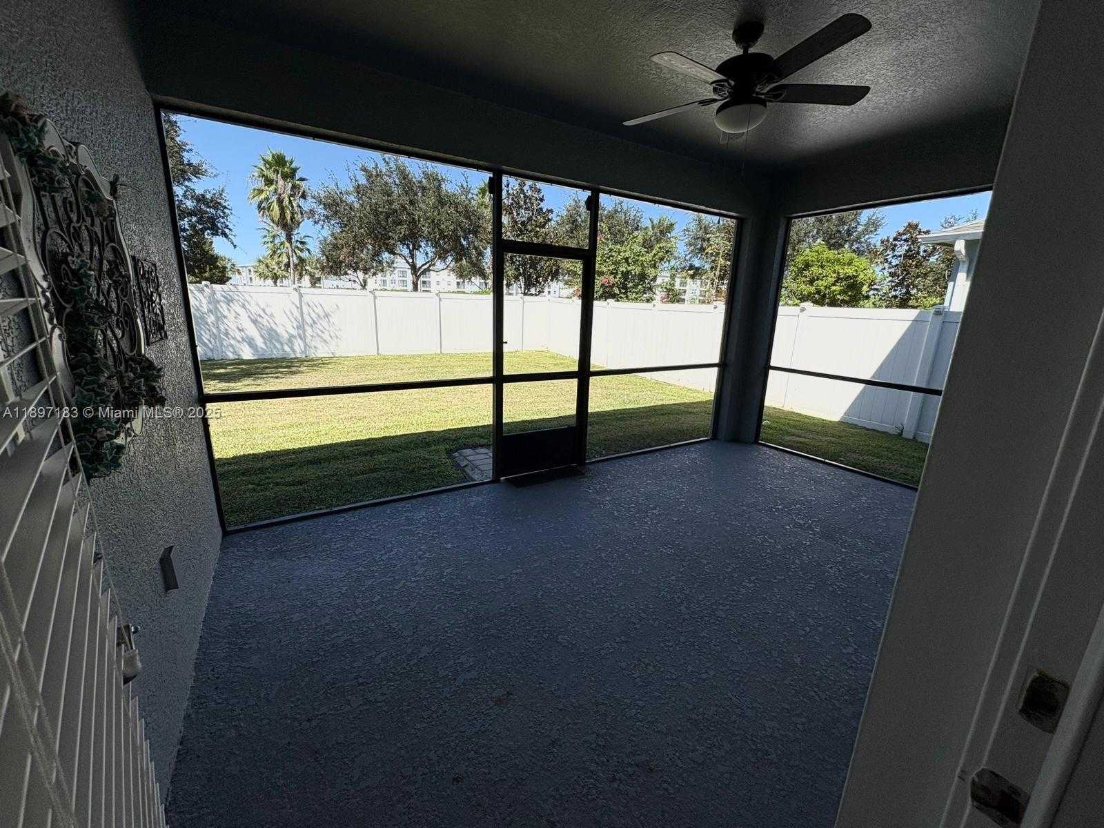 Small Image of 3074 WHITE HORSE CT, Kissimmee Number 55