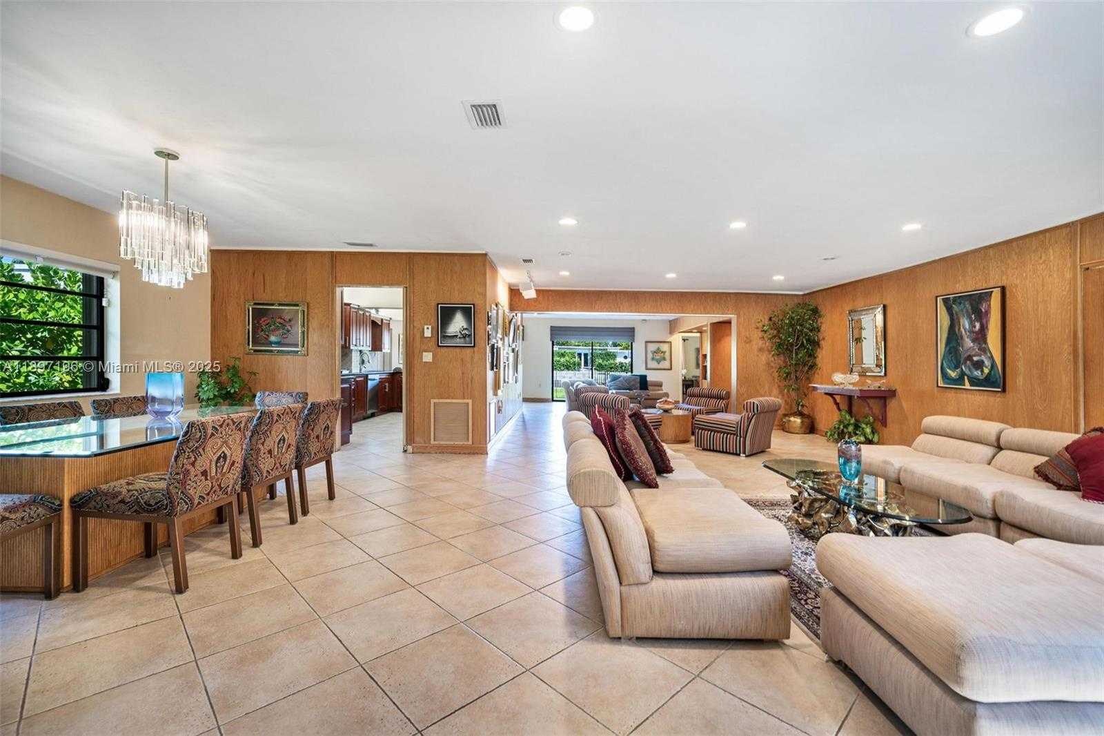 Small Image of 1855 DAYTONIA RD, Miami Beach Number 16