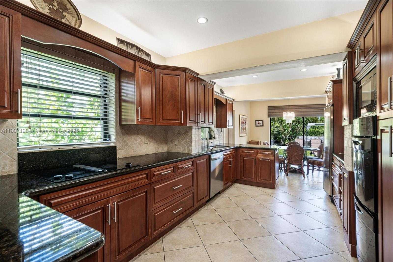 Small Image of 1855 DAYTONIA RD, Miami Beach Number 23