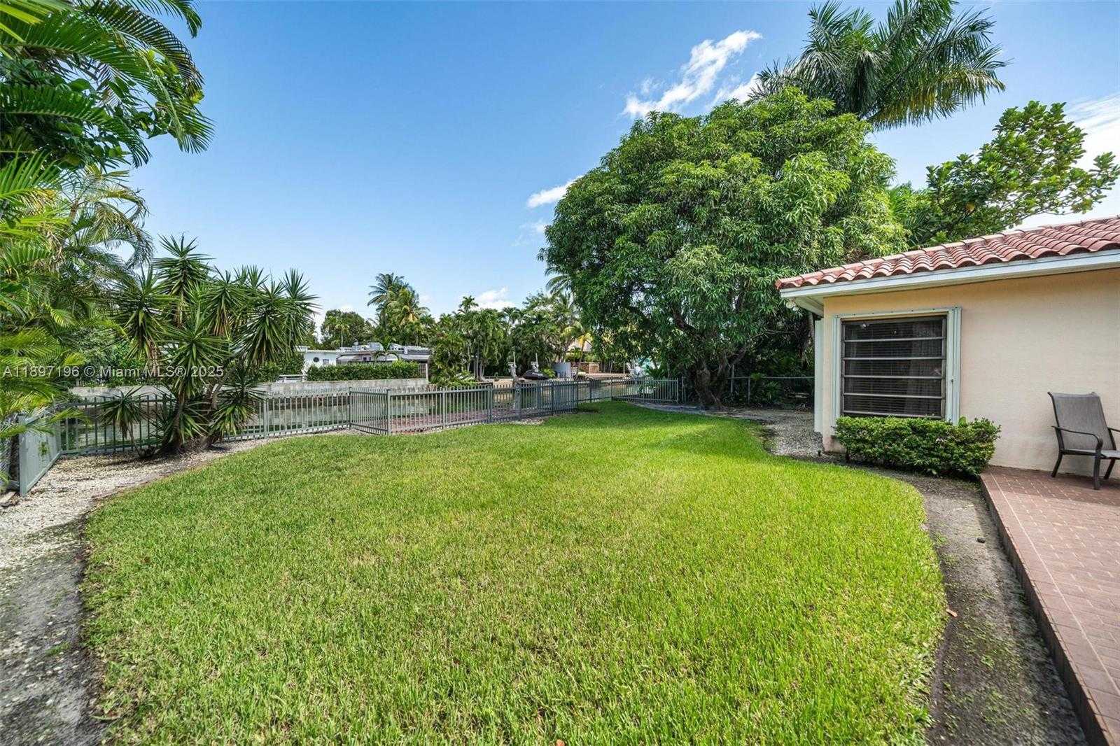 Small Image of 1855 DAYTONIA RD, Miami Beach Number 27
