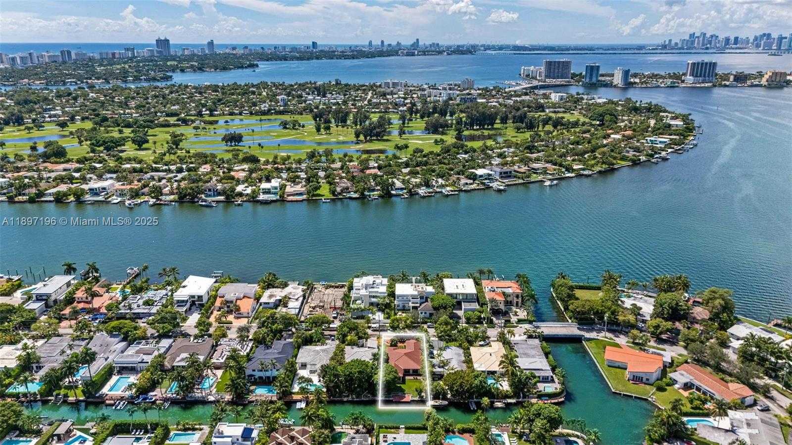 Small Image of 1855 DAYTONIA RD, Miami Beach Number 3