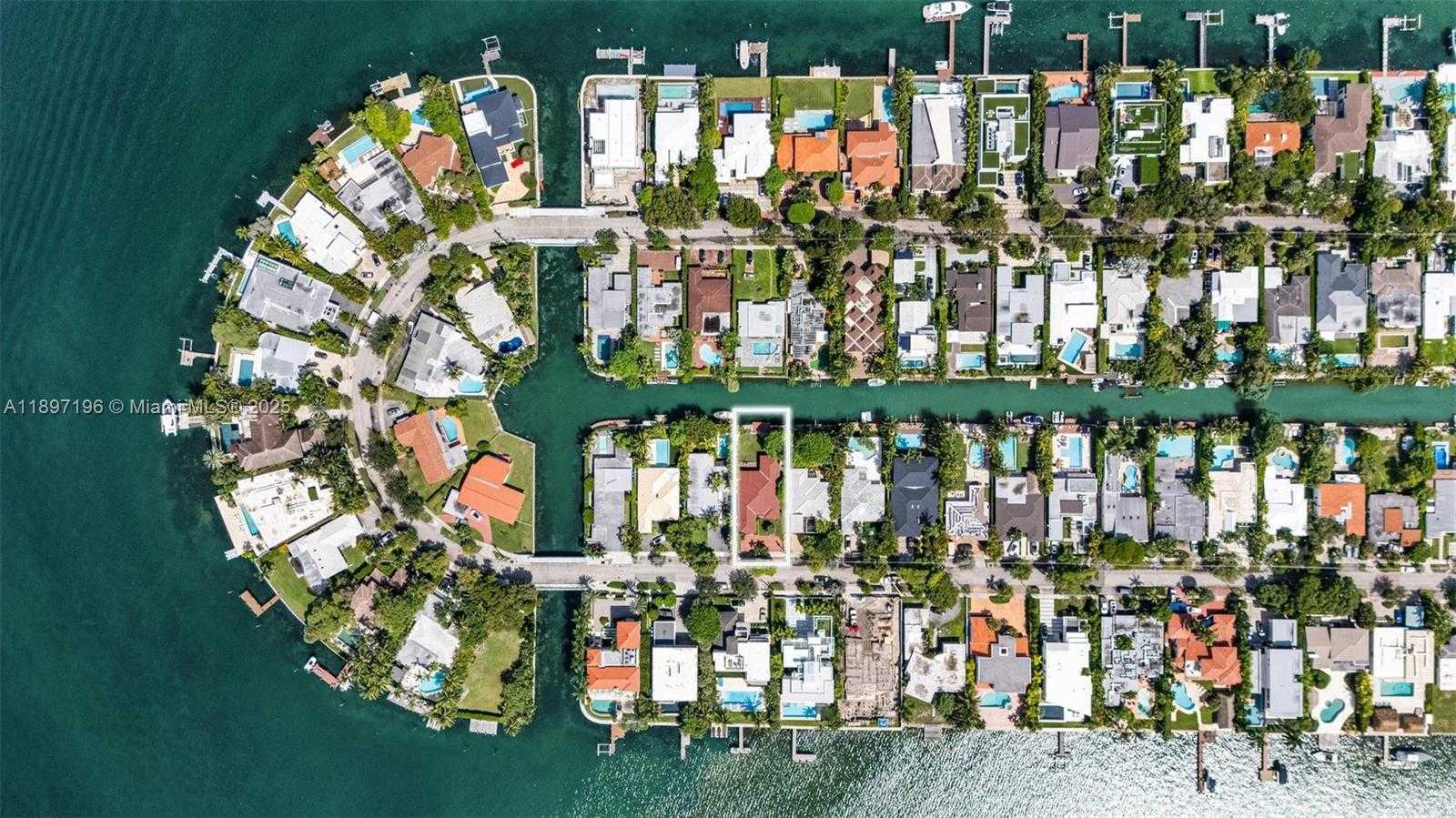 Small Image of 1855 DAYTONIA RD, Miami Beach Number 35