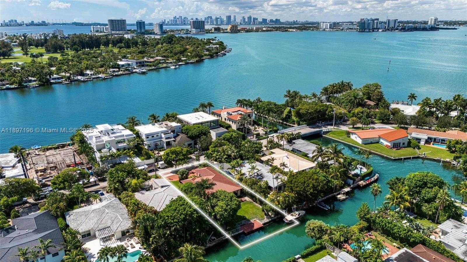 Small Image of 1855 DAYTONIA RD, Miami Beach Number 43