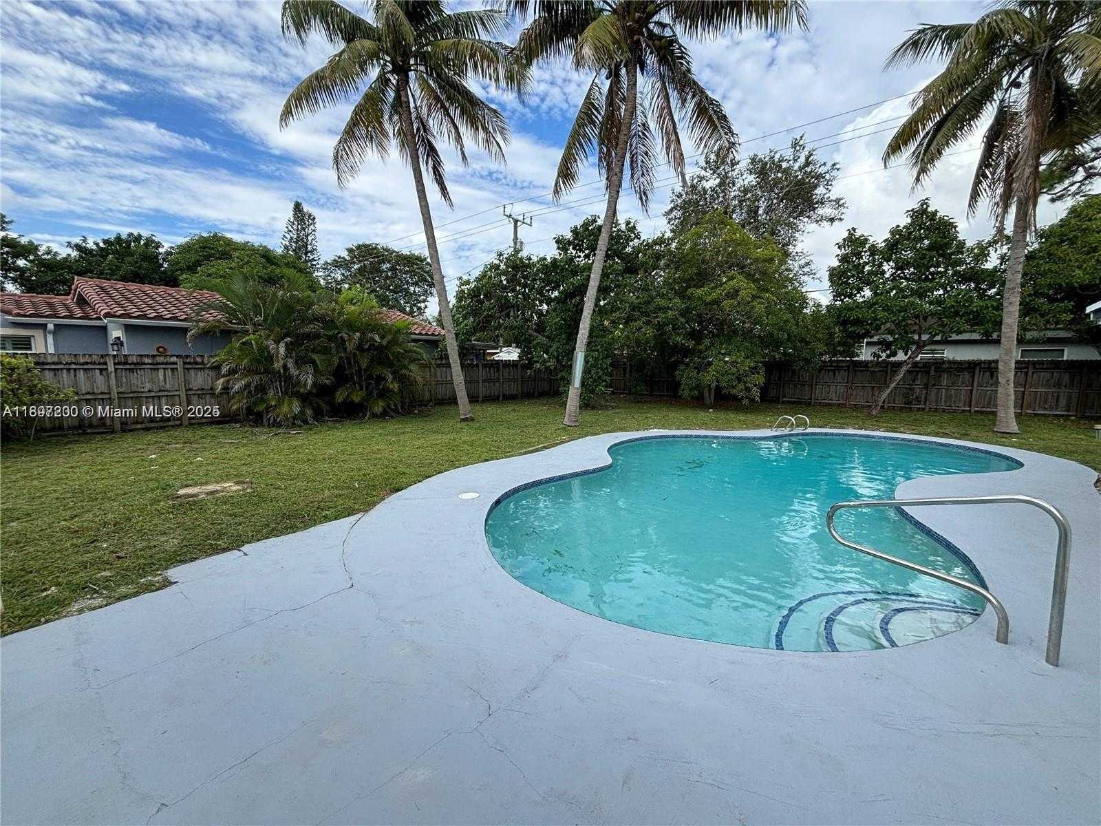 Small Image of 1421 NORTH WEST 1ST AVE, Fort Lauderdale Number 10