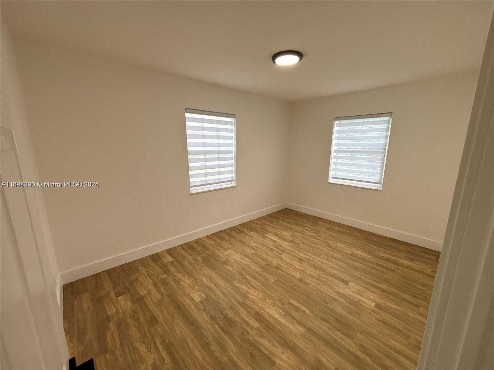 Small Image of 1421 NORTH WEST 1ST AVE, Fort Lauderdale Number 16