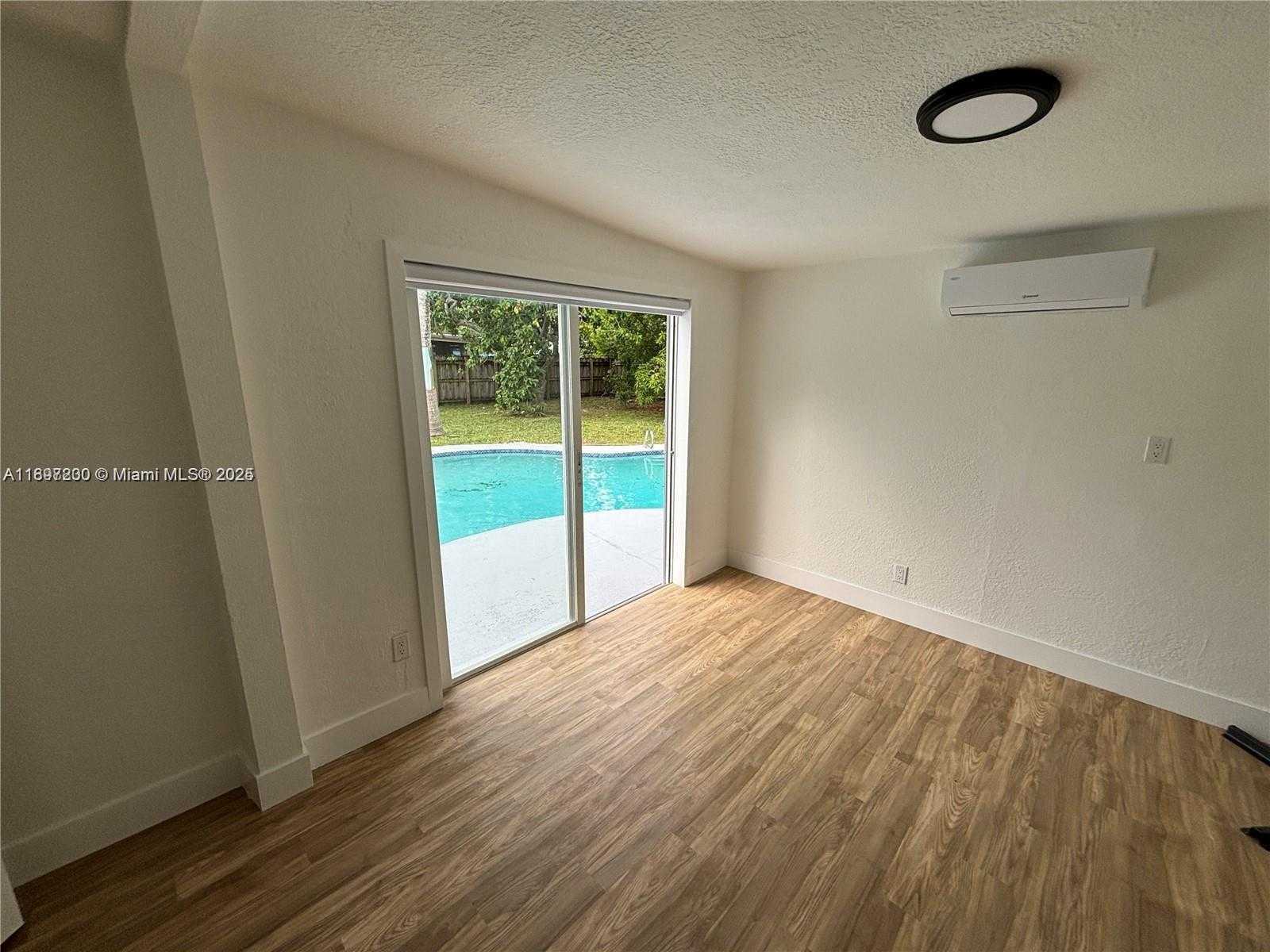 Small Image of 1421 NORTH WEST 1ST AVE, Fort Lauderdale Number 9