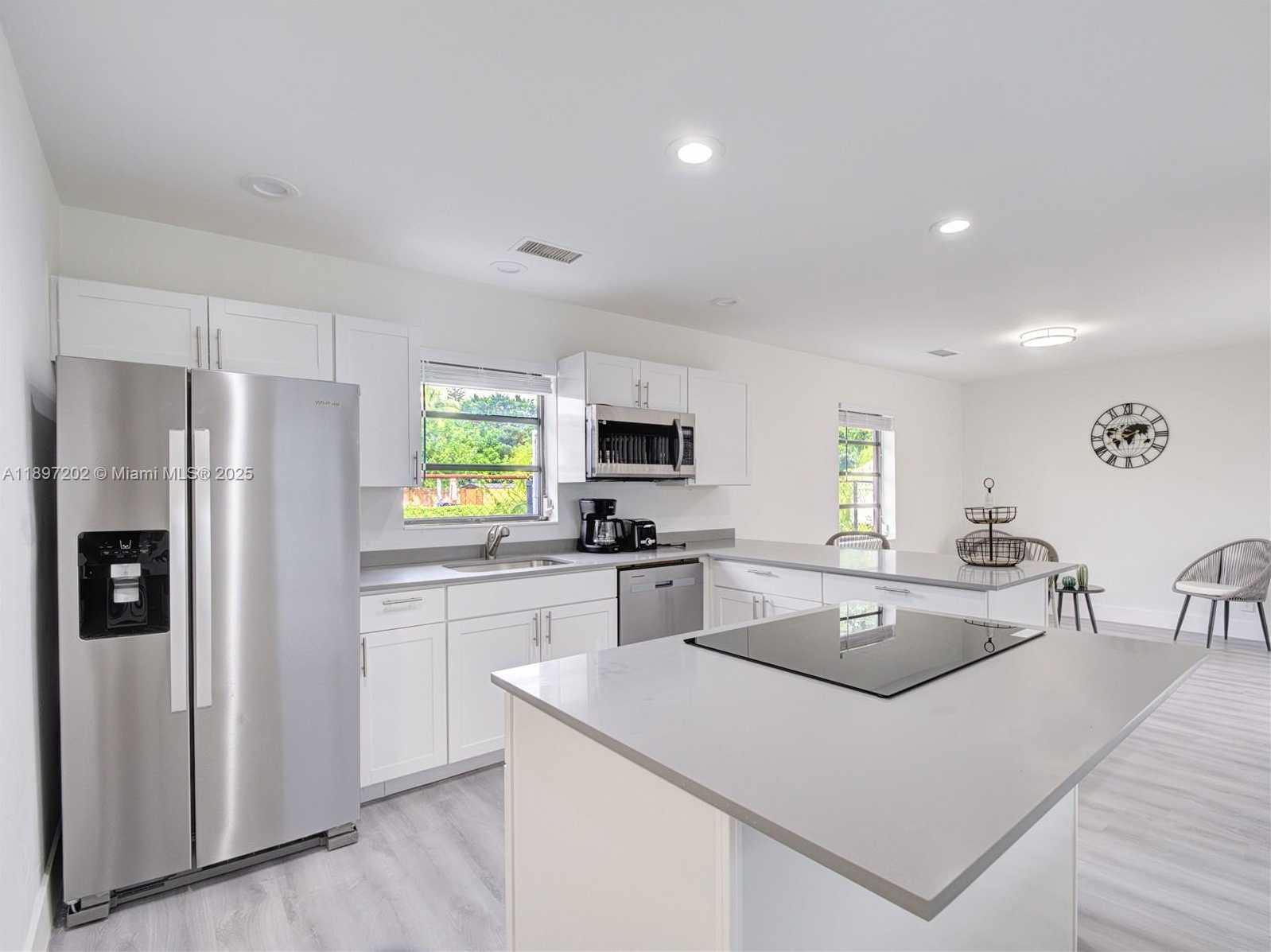 Small Image of 2703 ADAMS ST, Hollywood Number 12