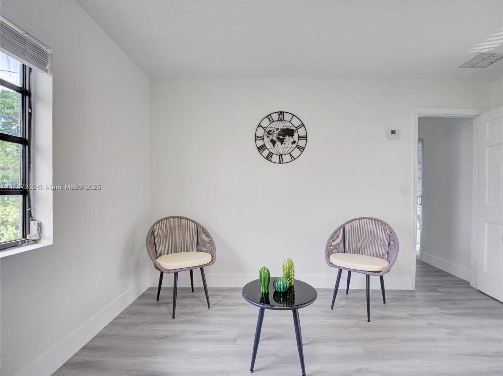 Small Image of 2703 ADAMS ST, Hollywood Number 15