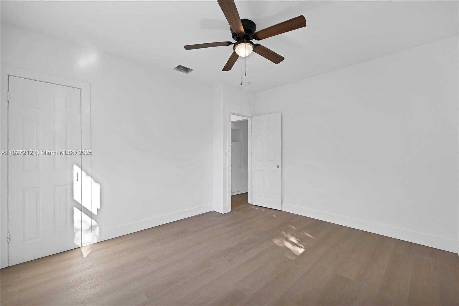 Small Image of 1127 NORTH WEST 2ND AVE, Fort Lauderdale Number 16