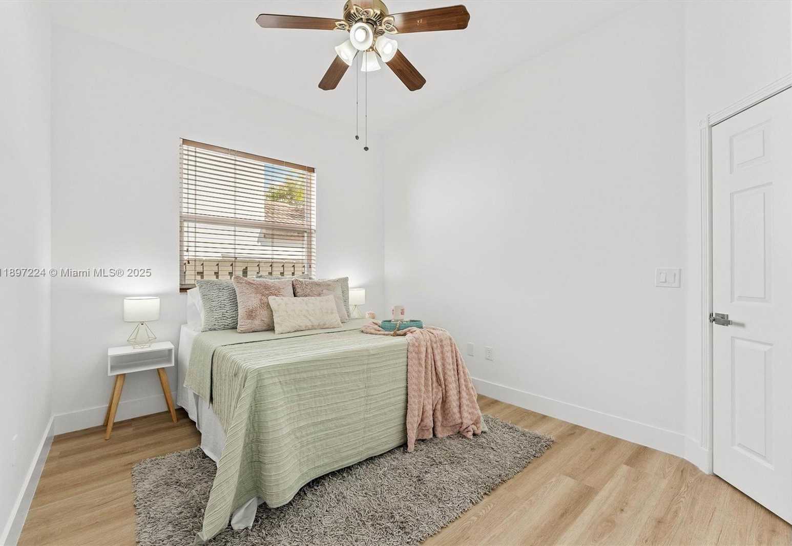 Small Image of 5060 SOUTH WEST 163RD AVE, Miramar Number 25