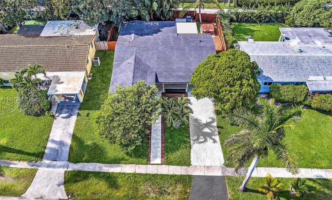 Small Image of 2112 NORTH 14TH TER, Hollywood Number 19