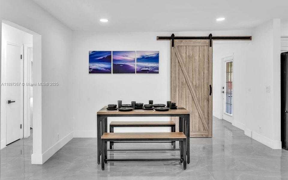 Small Image of 2112 NORTH 14TH TER, Hollywood Number 3