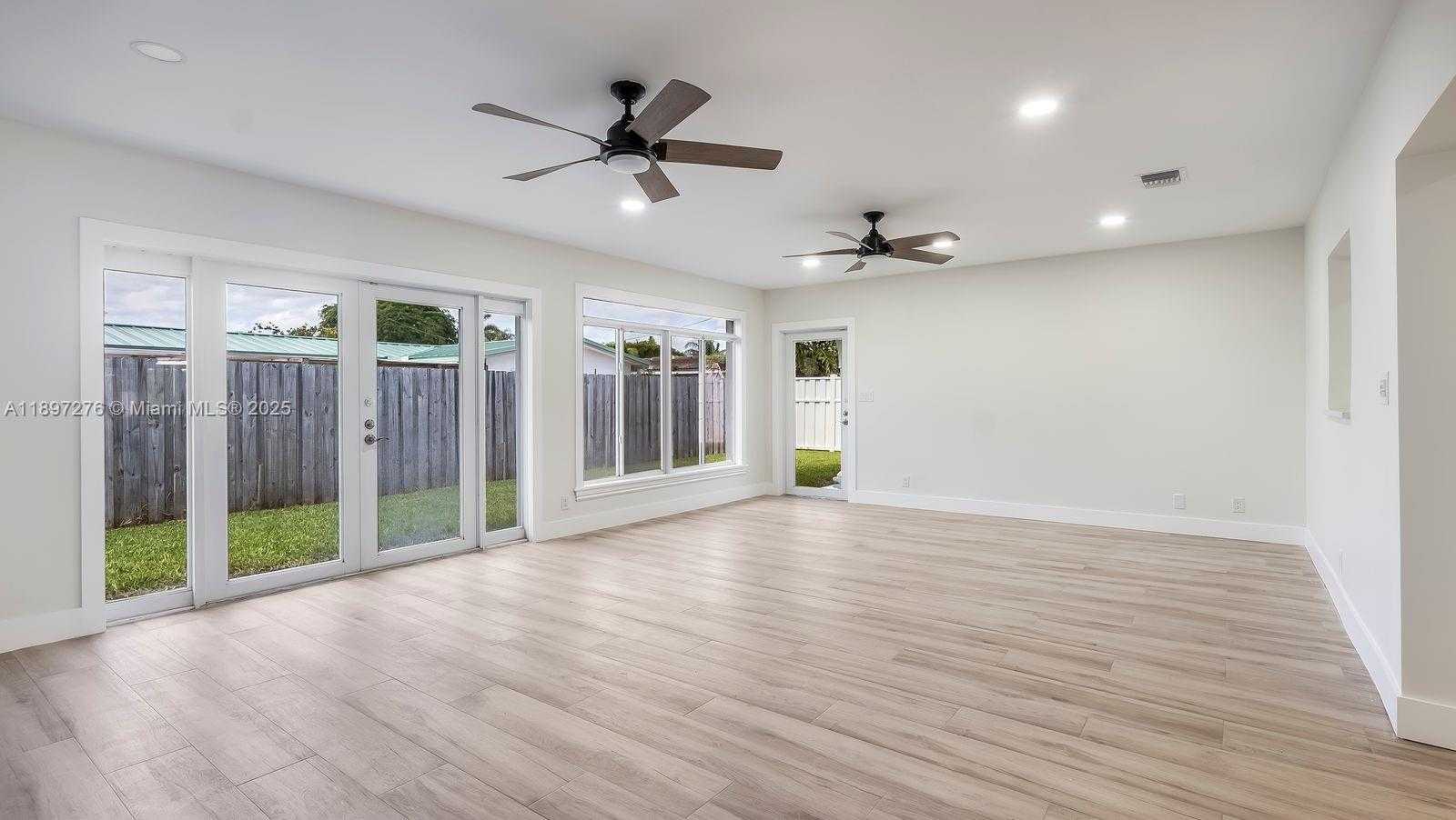 Small Image of 5713 NORTH EAST 17TH TER, Fort Lauderdale Number 15