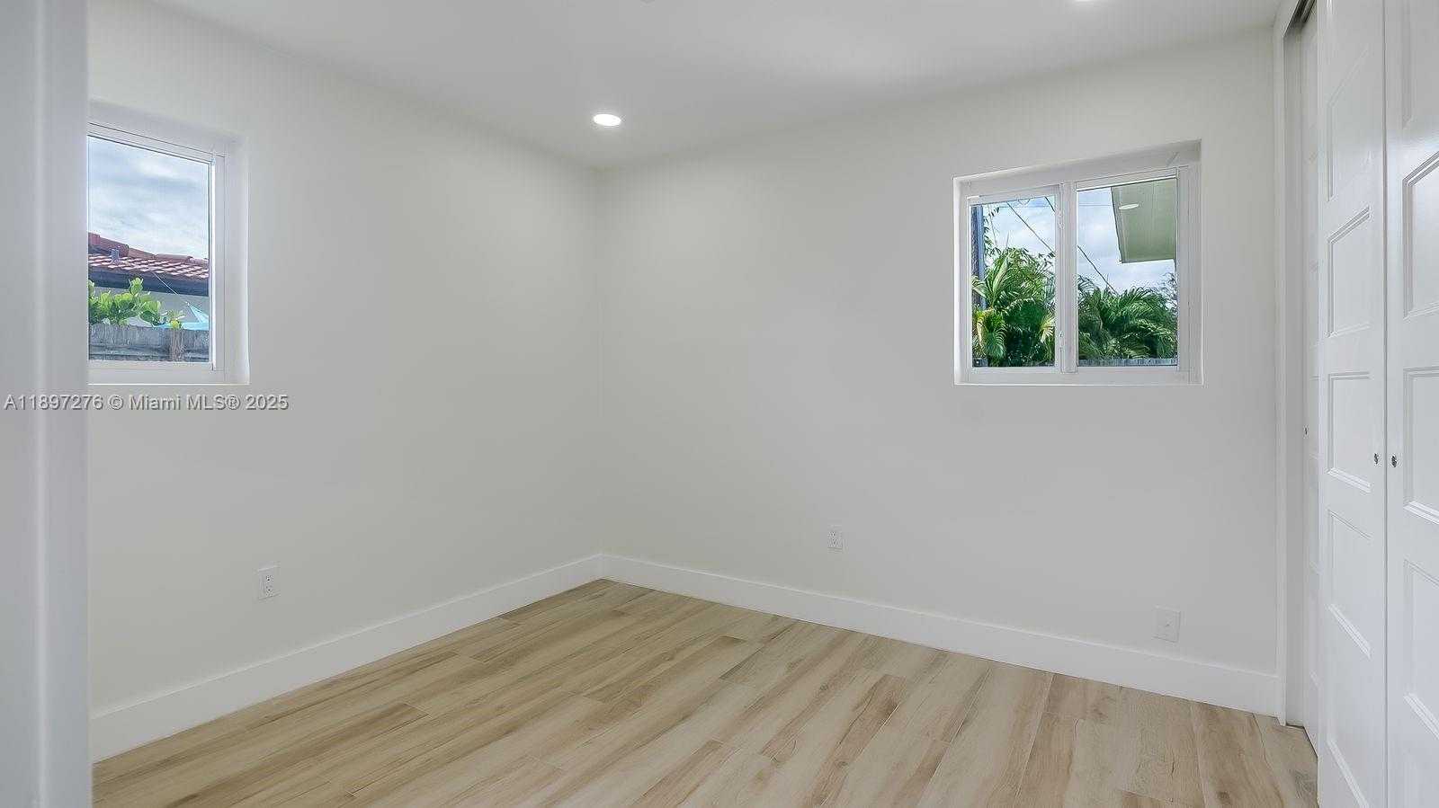 Small Image of 5713 NORTH EAST 17TH TER, Fort Lauderdale Number 31