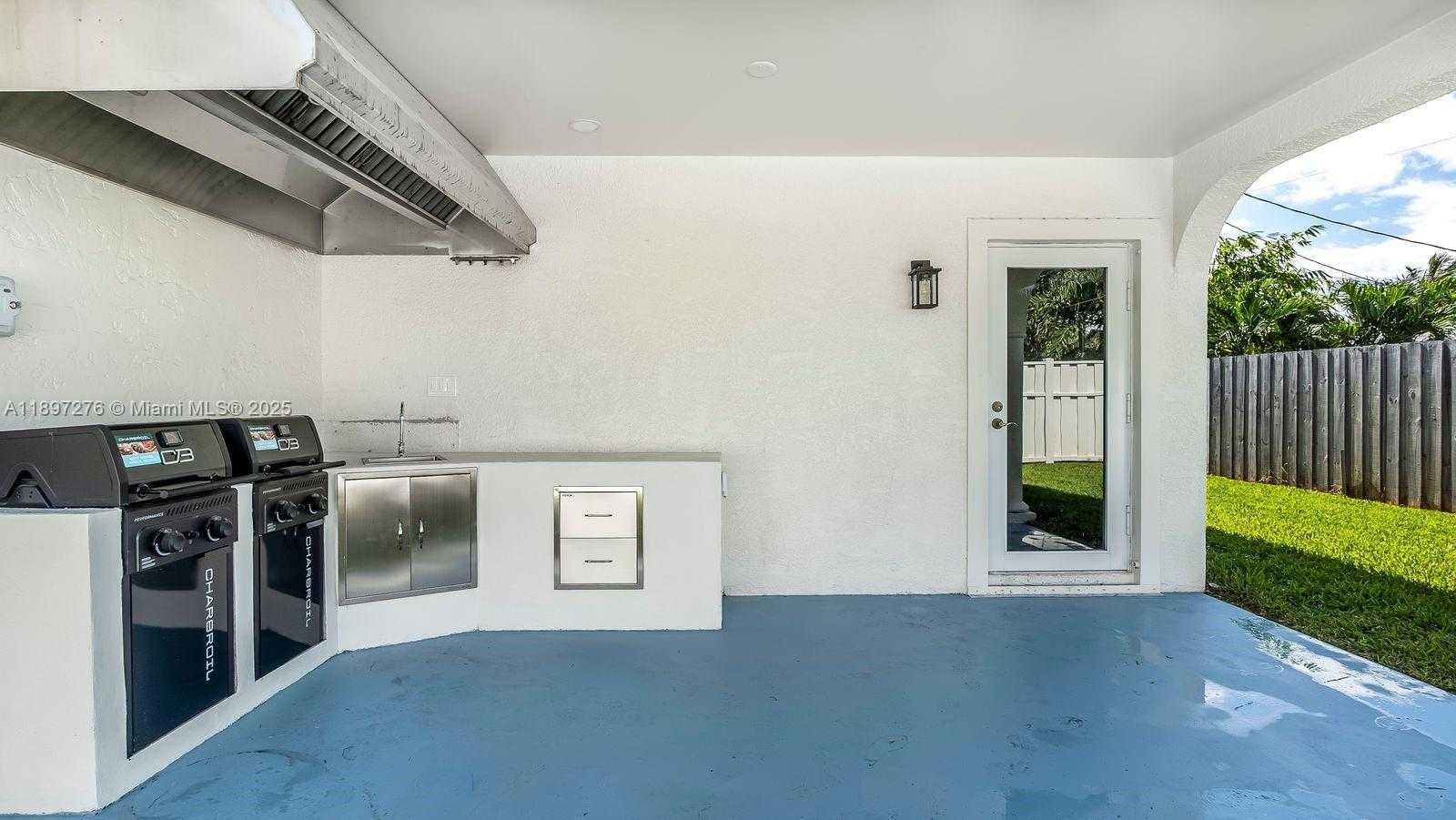 Small Image of 5713 NORTH EAST 17TH TER, Fort Lauderdale Number 45