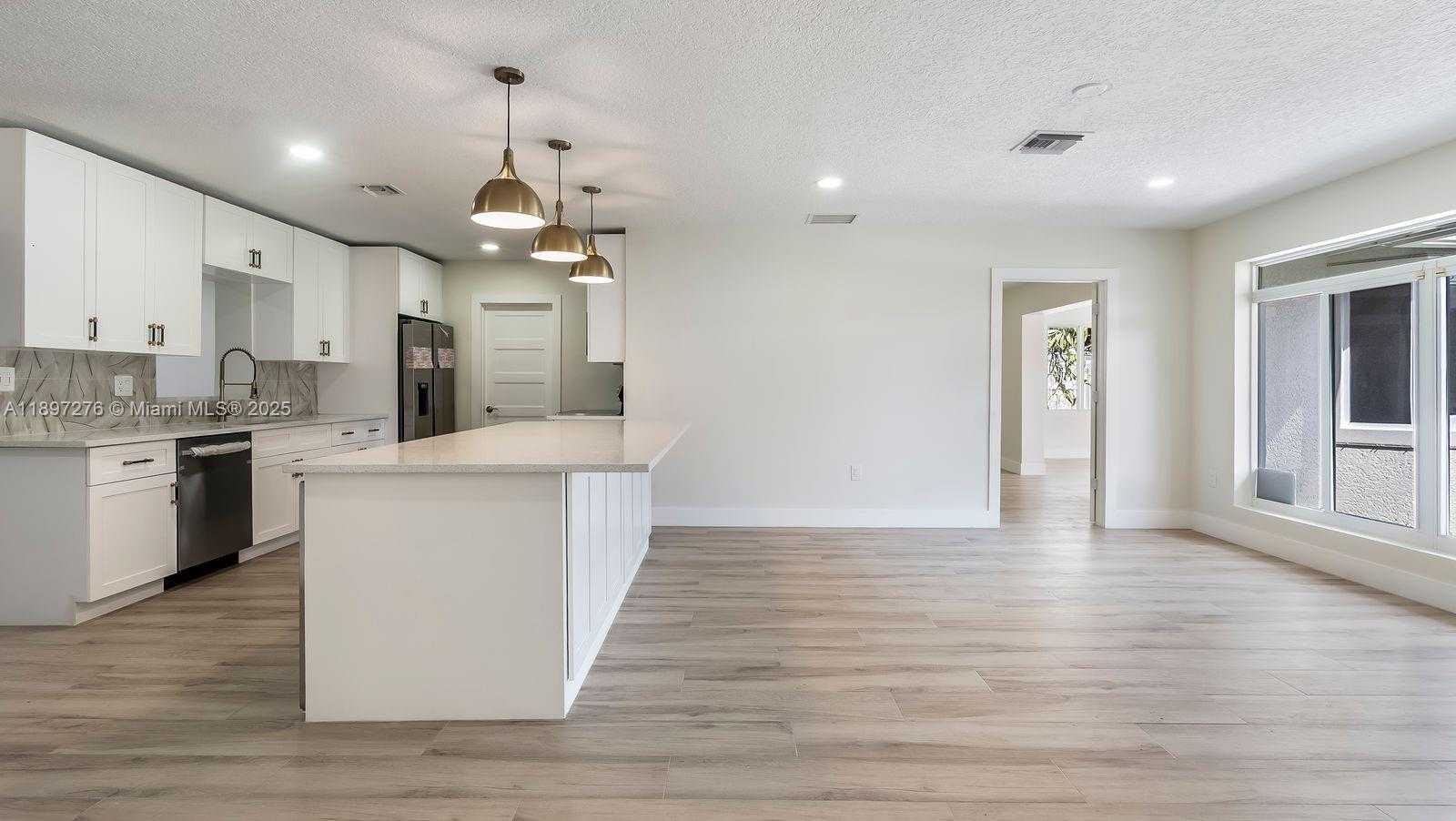Small Image of 5713 NORTH EAST 17TH TER, Fort Lauderdale Number 5