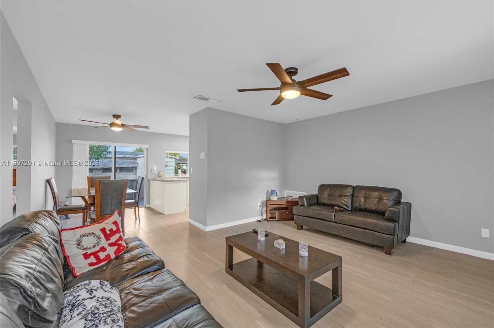 Small Image of 980 NORTH WEST 69 AVE, Margate Number 6
