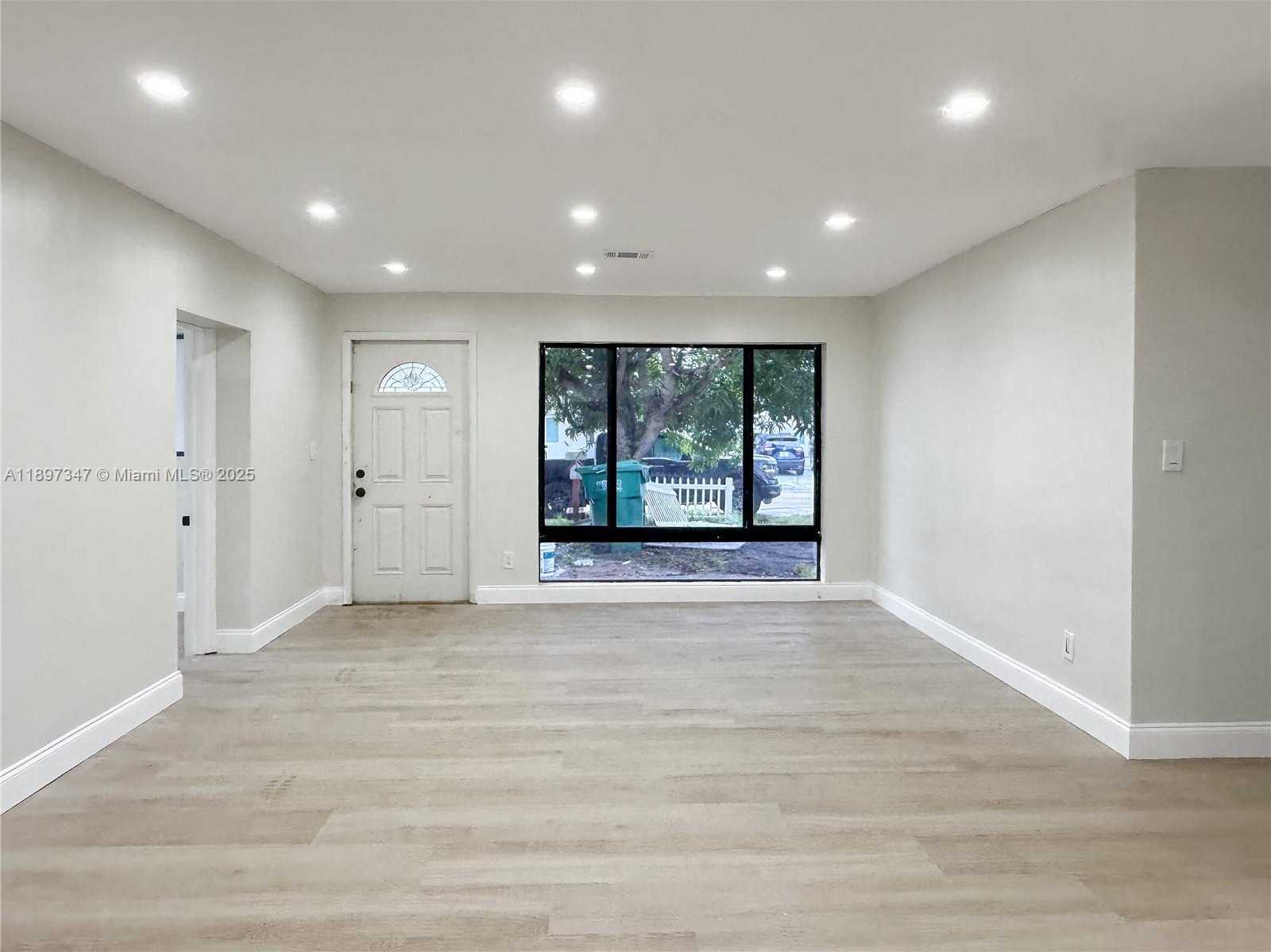 Small Image of 1449 SOUTH WEST 49TH AVE, Fort Lauderdale Number 2