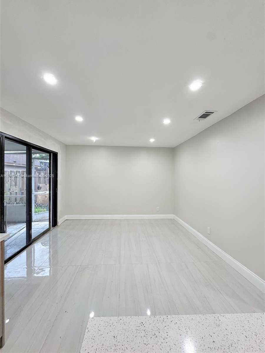 Small Image of 1449 SOUTH WEST 49TH AVE, Fort Lauderdale Number 21