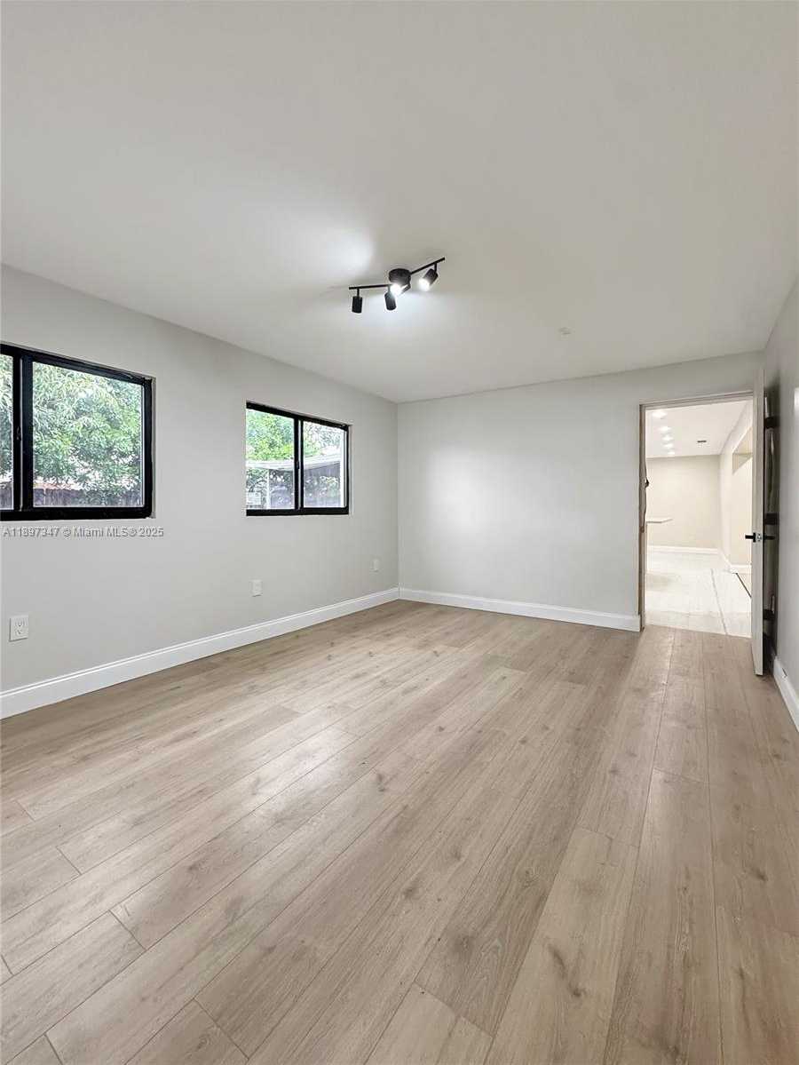 Small Image of 1449 SOUTH WEST 49TH AVE, Fort Lauderdale Number 30
