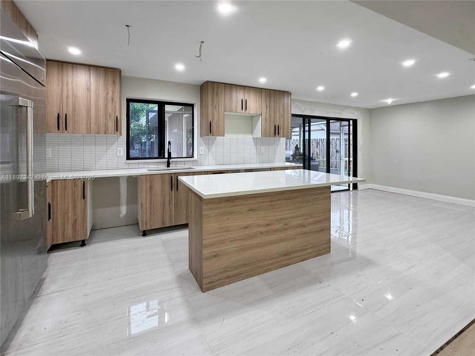 Small Image of 1449 SOUTH WEST 49TH AVE, Fort Lauderdale Number 31