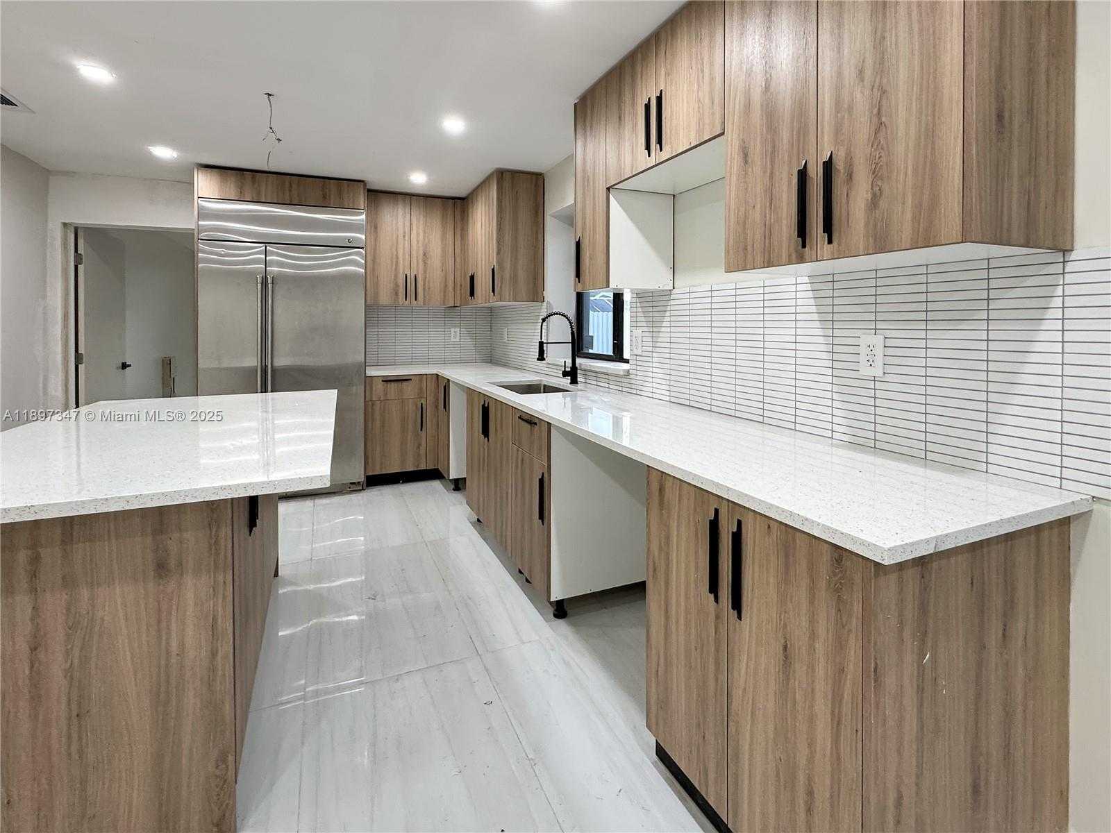Small Image of 1449 SOUTH WEST 49TH AVE, Fort Lauderdale Number 8