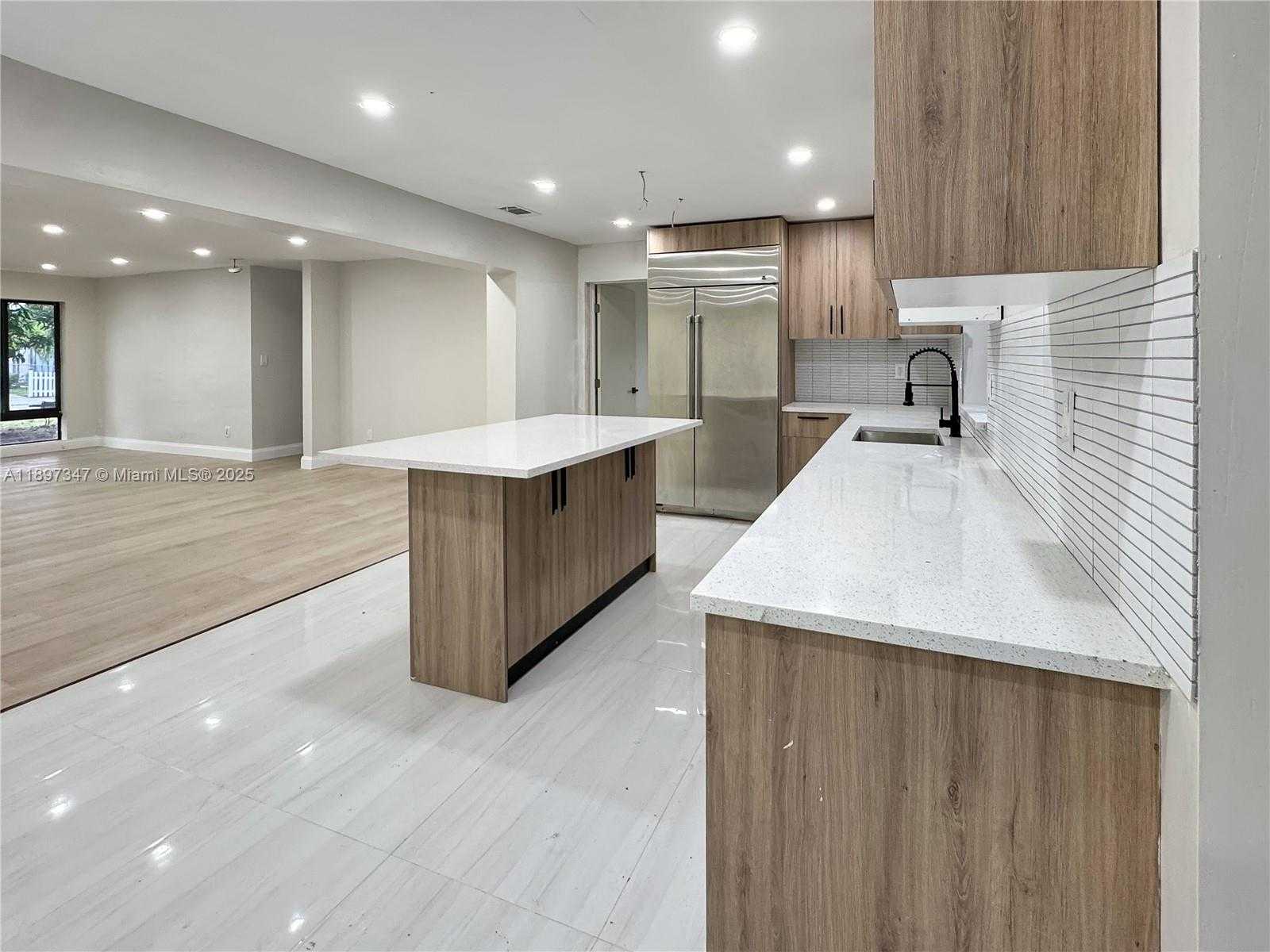 Small Image of 1449 SOUTH WEST 49TH AVE, Fort Lauderdale Number 9