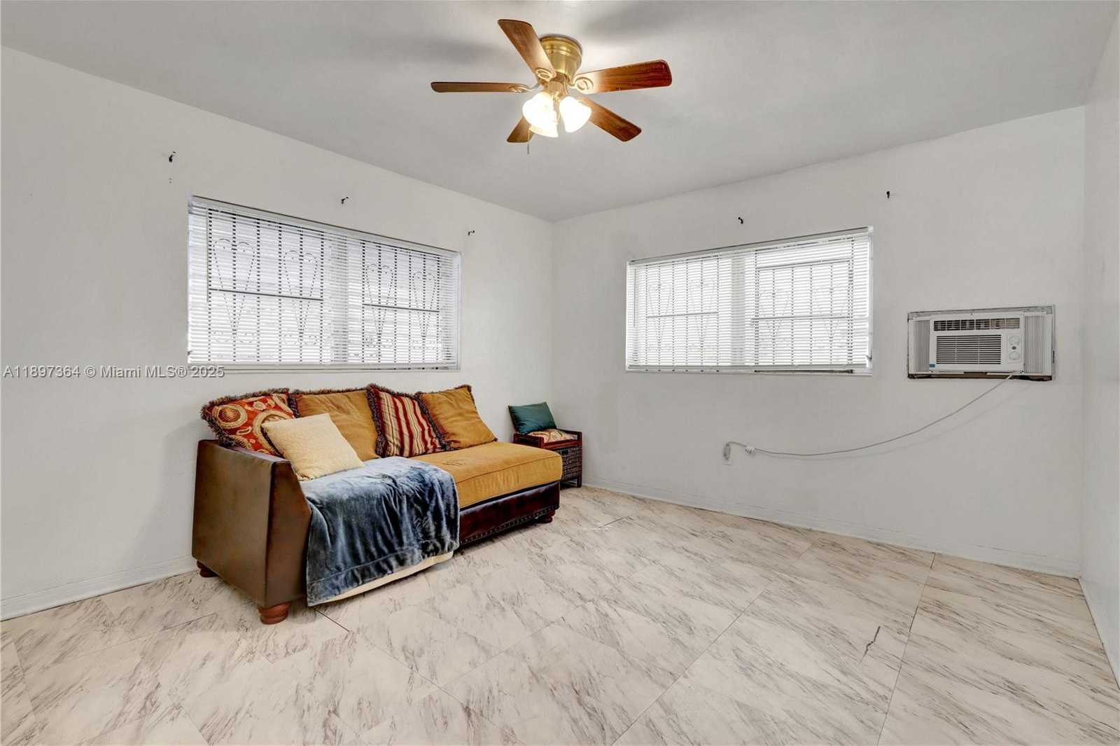 Small Image of 1140 NORTH WEST 127TH ST, North Miami Number 10