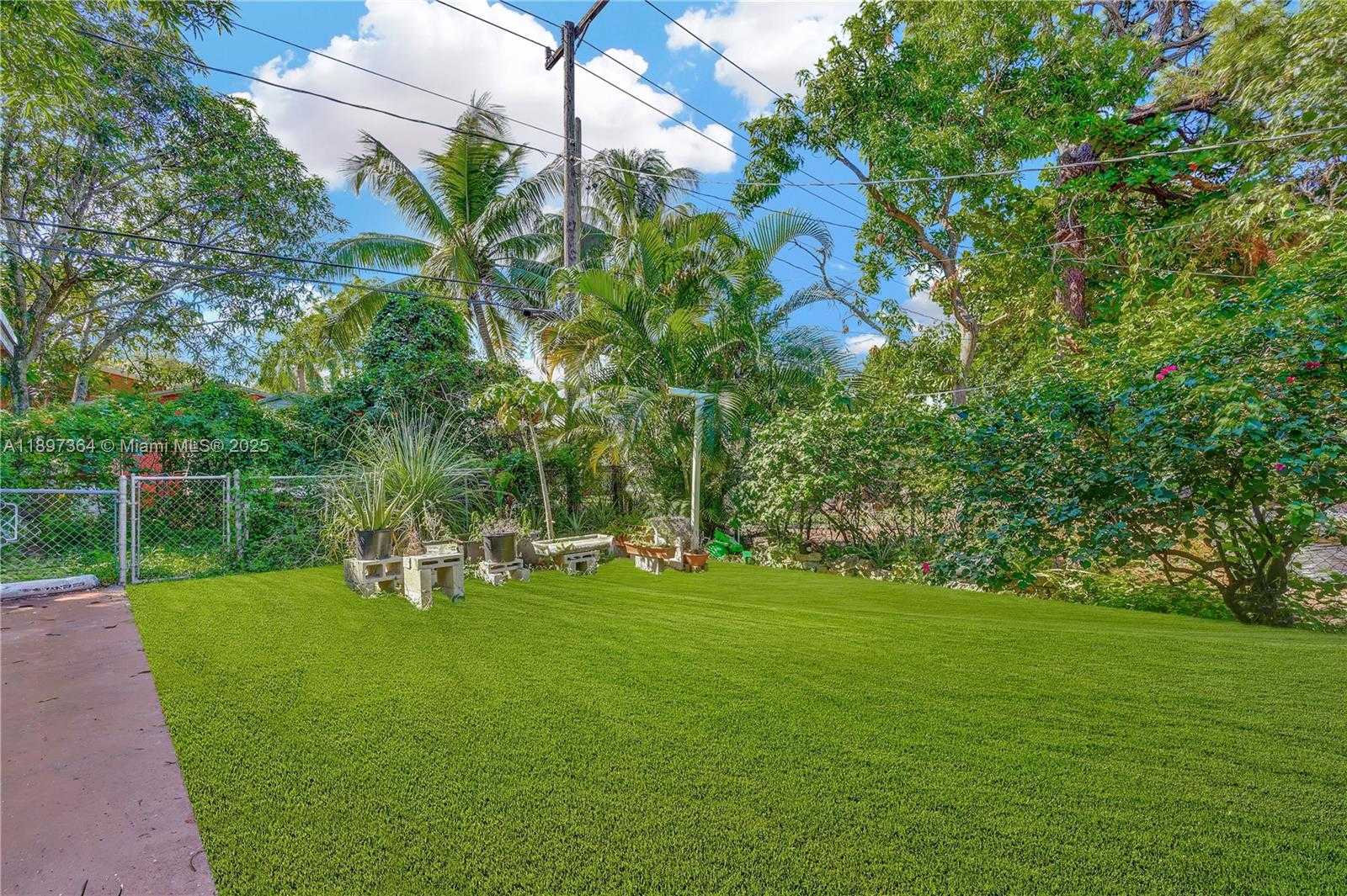 Small Image of 1140 NORTH WEST 127TH ST, North Miami Number 21