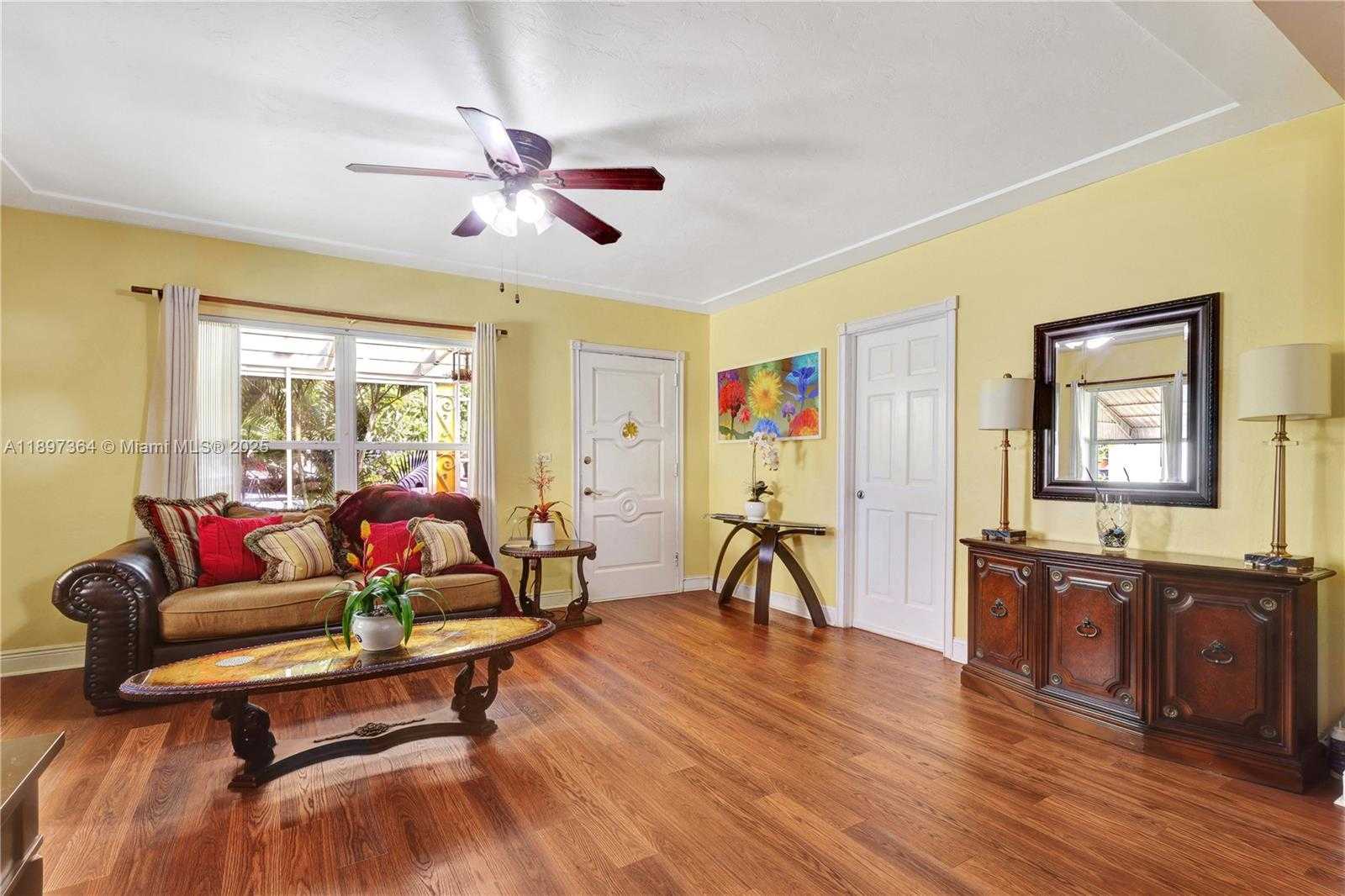 Small Image of 1140 NORTH WEST 127TH ST, North Miami Number 5