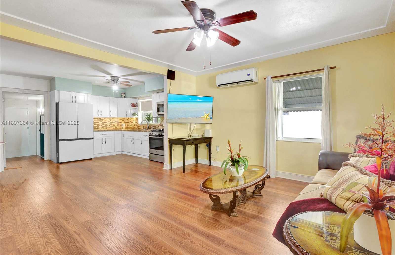 Small Image of 1140 NORTH WEST 127TH ST, North Miami Number 6