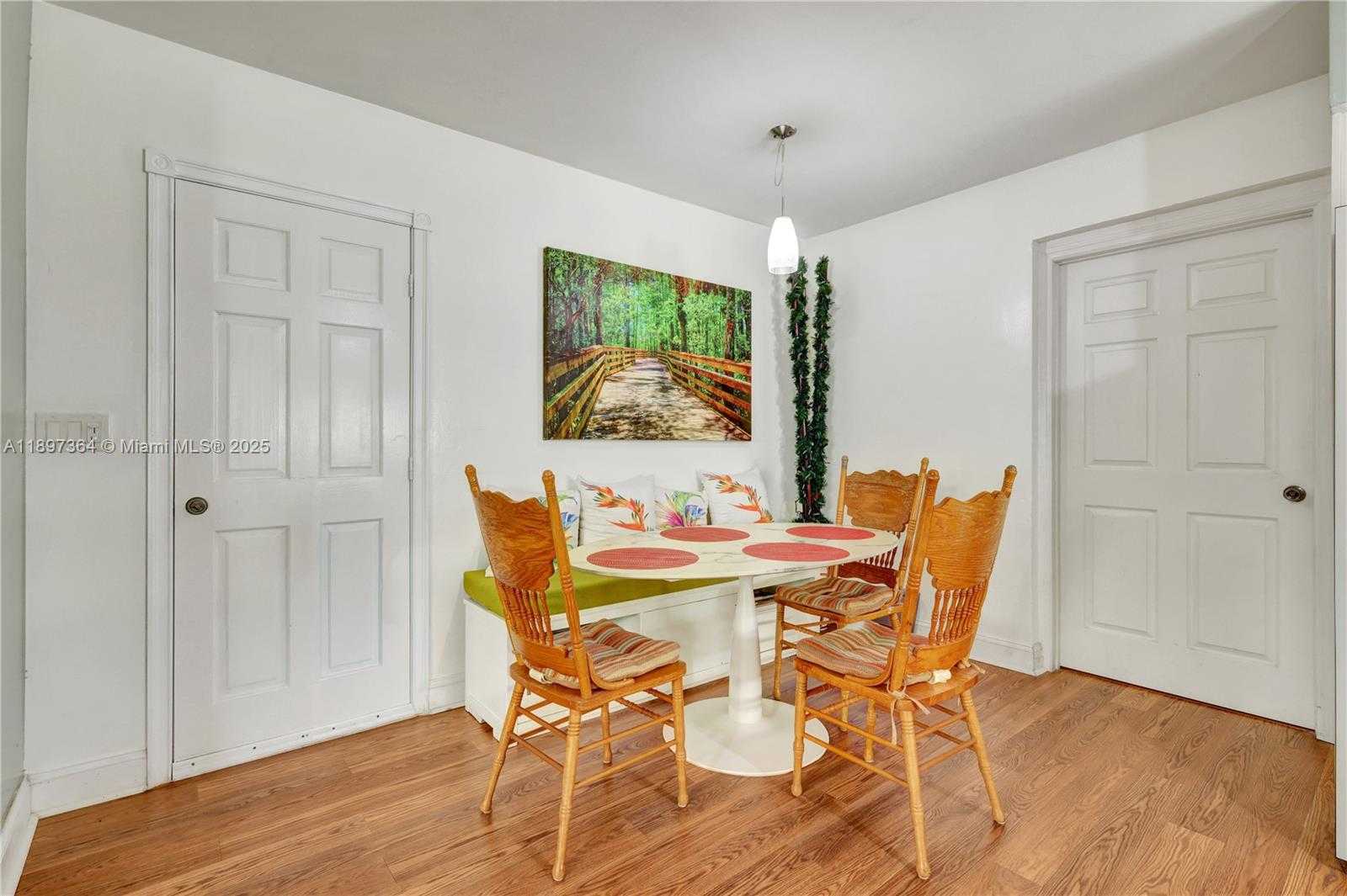 Small Image of 1140 NORTH WEST 127TH ST, North Miami Number 9