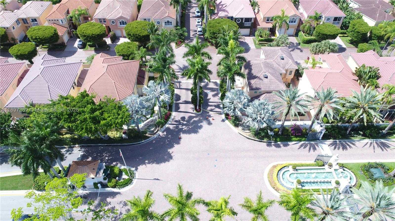 Small Image of 3699 NORTH EAST 208TH TER, Aventura Number 3