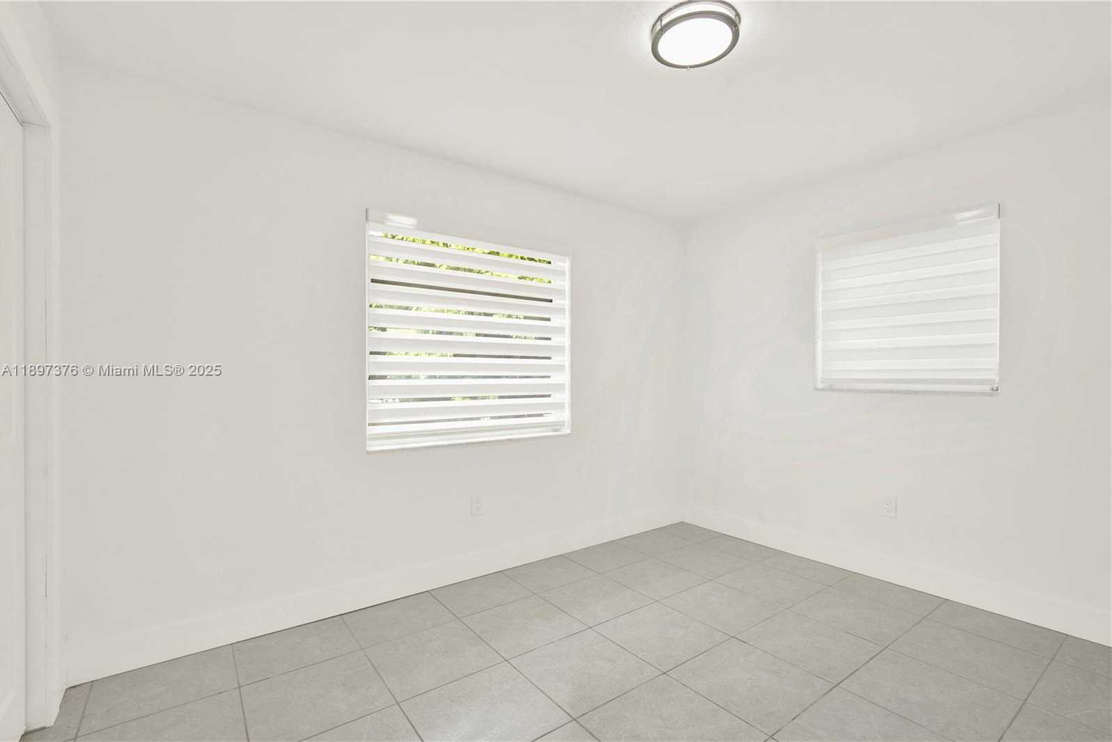 Small Image of 18320 SOUTH WEST 293RD ST, Homestead Number 18