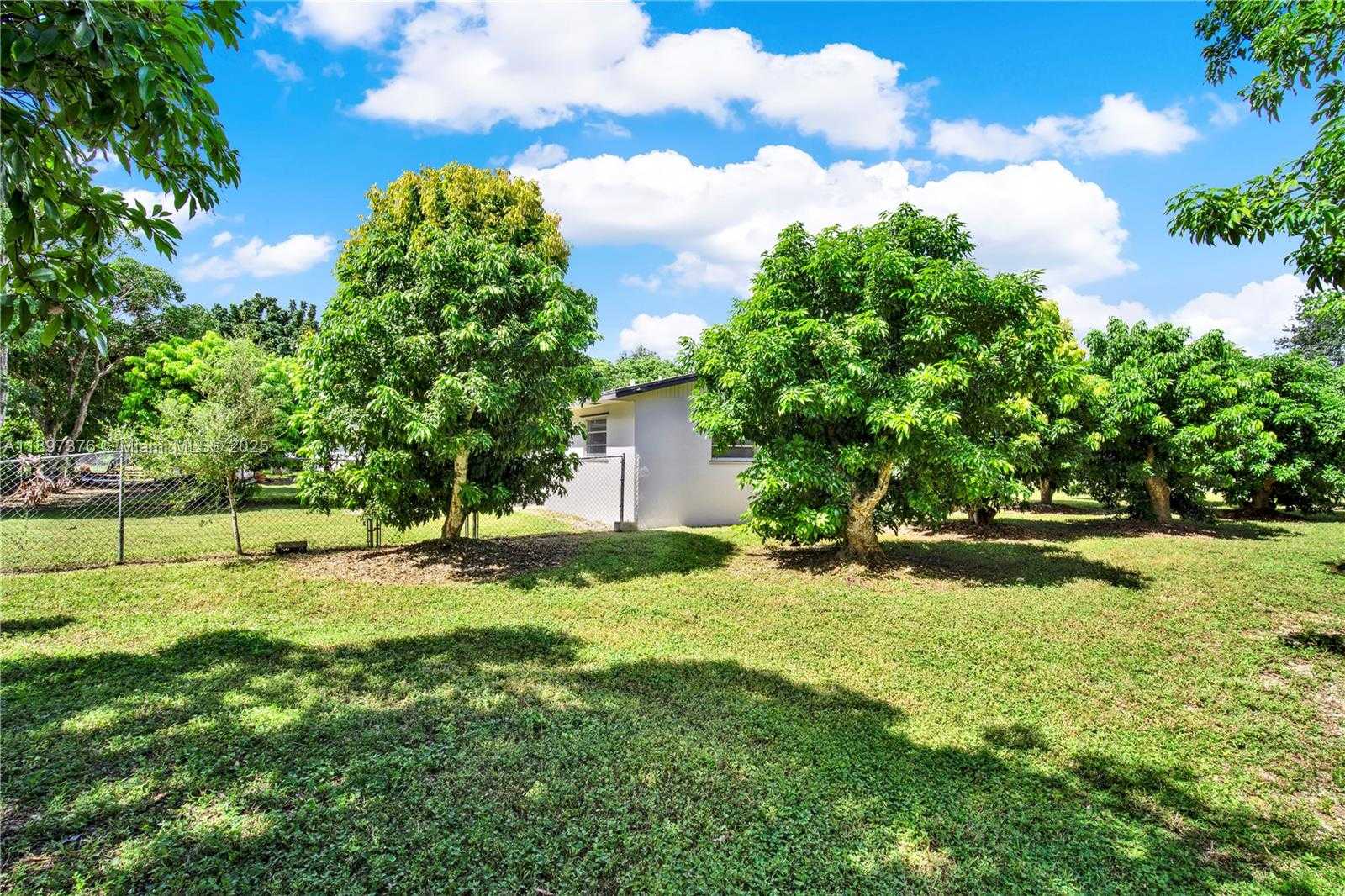 Small Image of 18320 SOUTH WEST 293RD ST, Homestead Number 29
