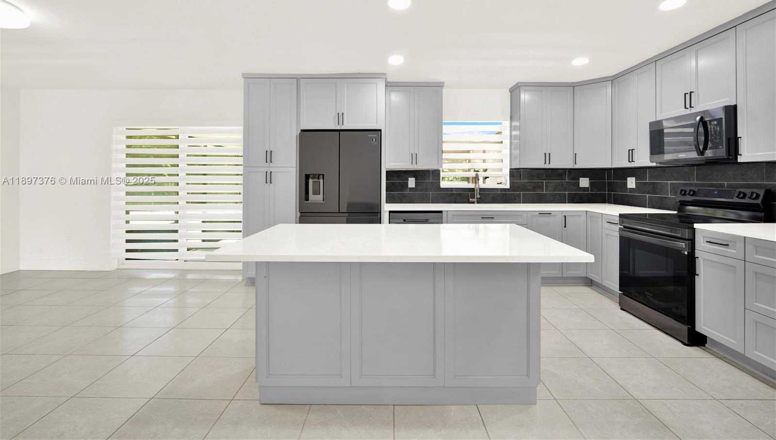 Small Image of 18320 SOUTH WEST 293RD ST, Homestead Number 9