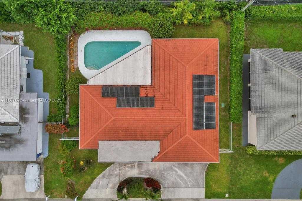 Imagen de Pequeño Objeto