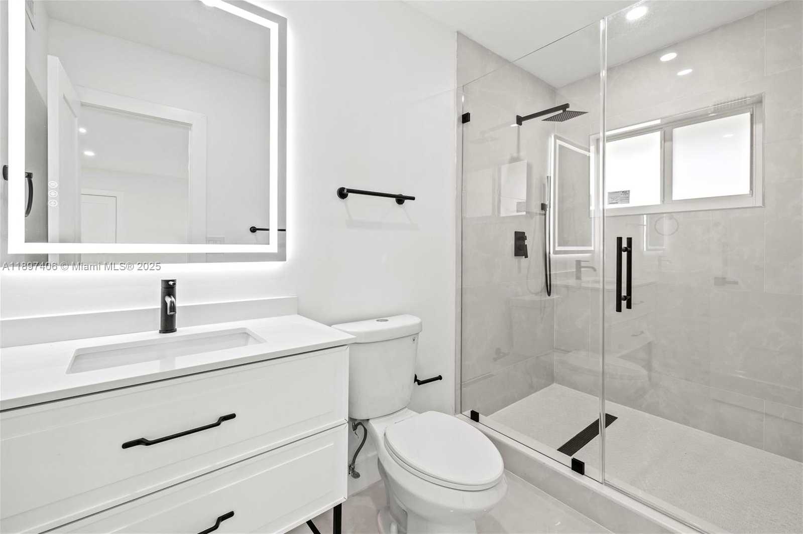 Small Image of 5000 BAYBERRY LN, Tamarac Number 18