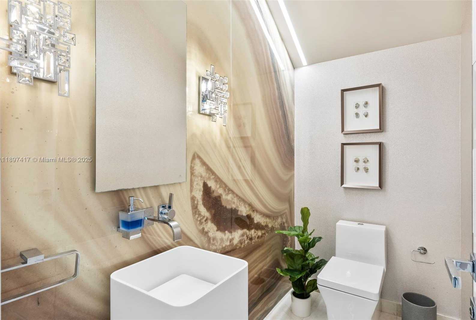 Small Image of 6831 SOUTH WEST 106TH ST, Pinecrest Number 16