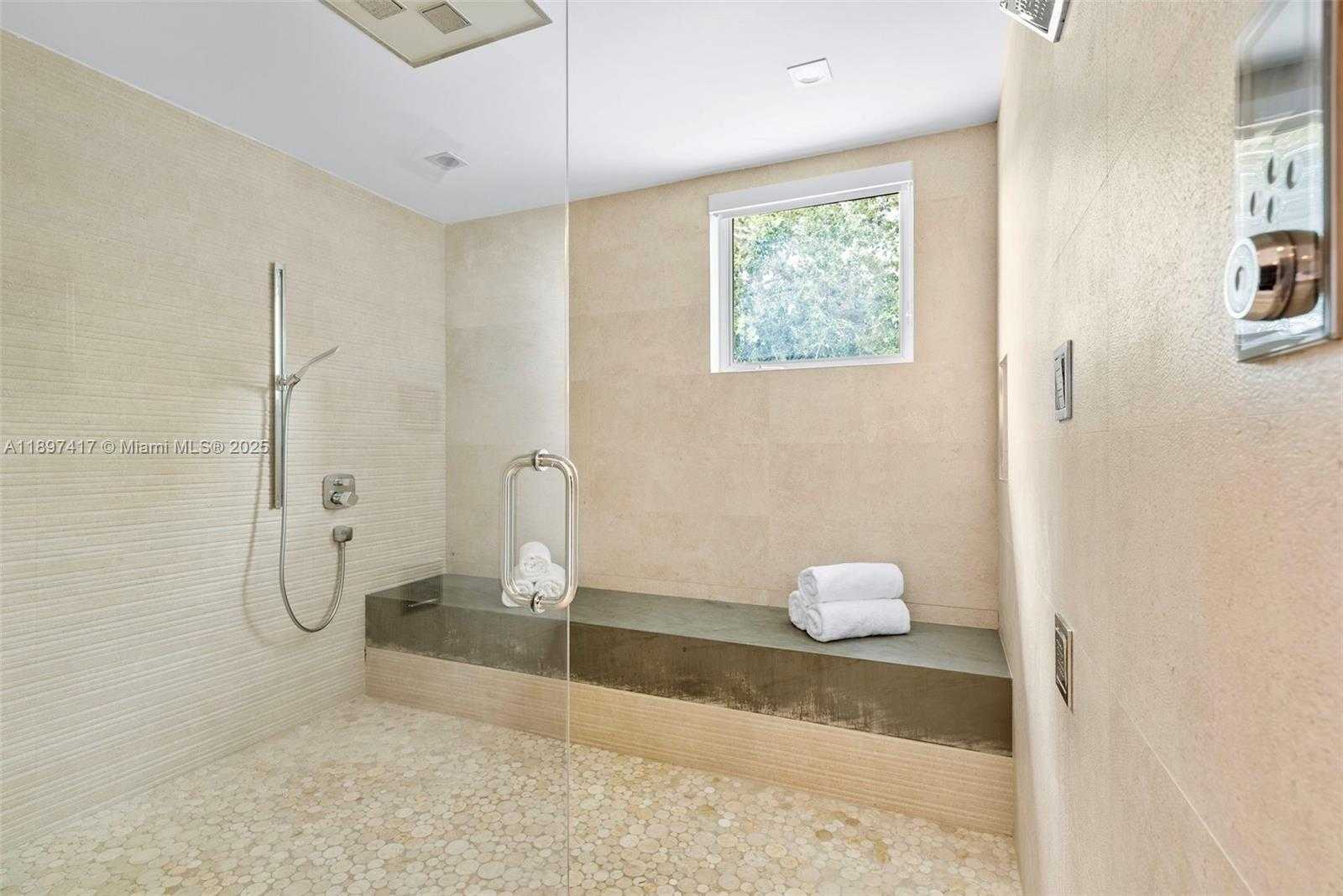 Small Image of 6831 SOUTH WEST 106TH ST, Pinecrest Number 23