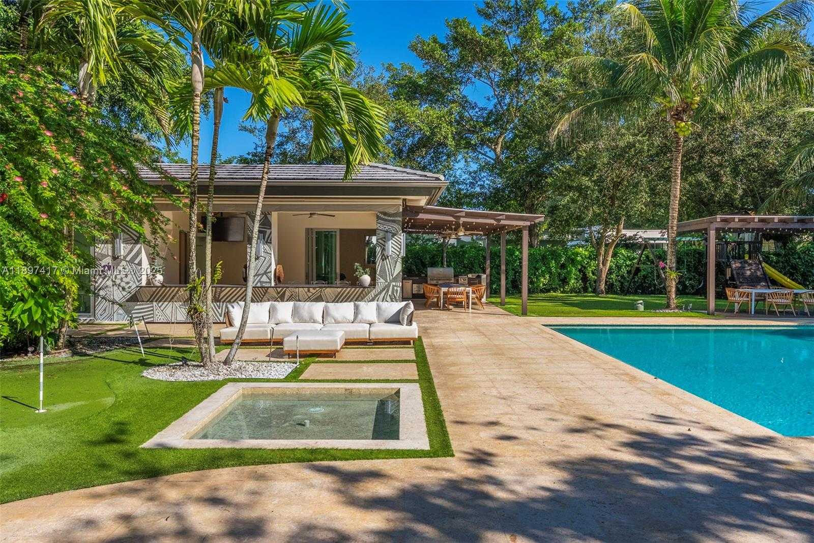 Small Image of 6831 SOUTH WEST 106TH ST, Pinecrest Number 33