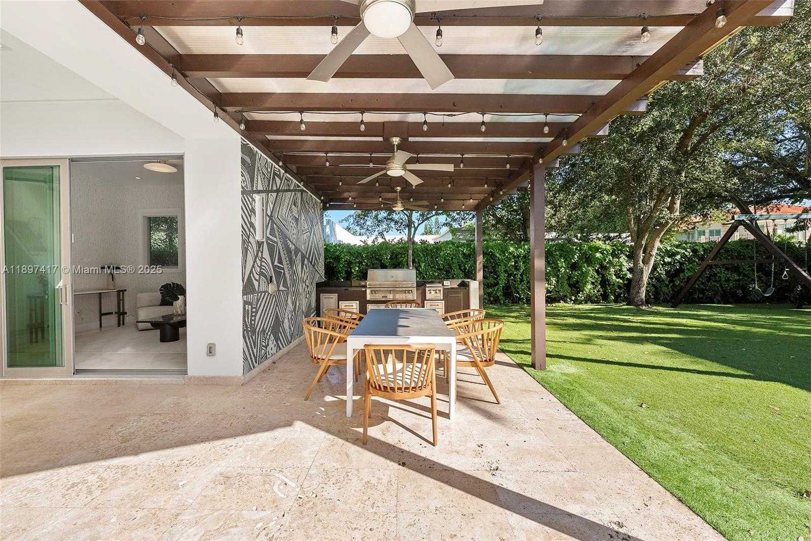 Small Image of 6831 SOUTH WEST 106TH ST, Pinecrest Number 34