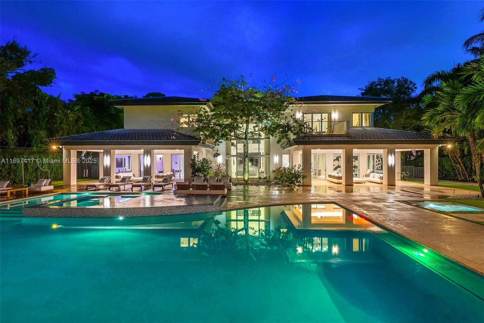 Small Image of 6831 SOUTH WEST 106TH ST, Pinecrest Number 38