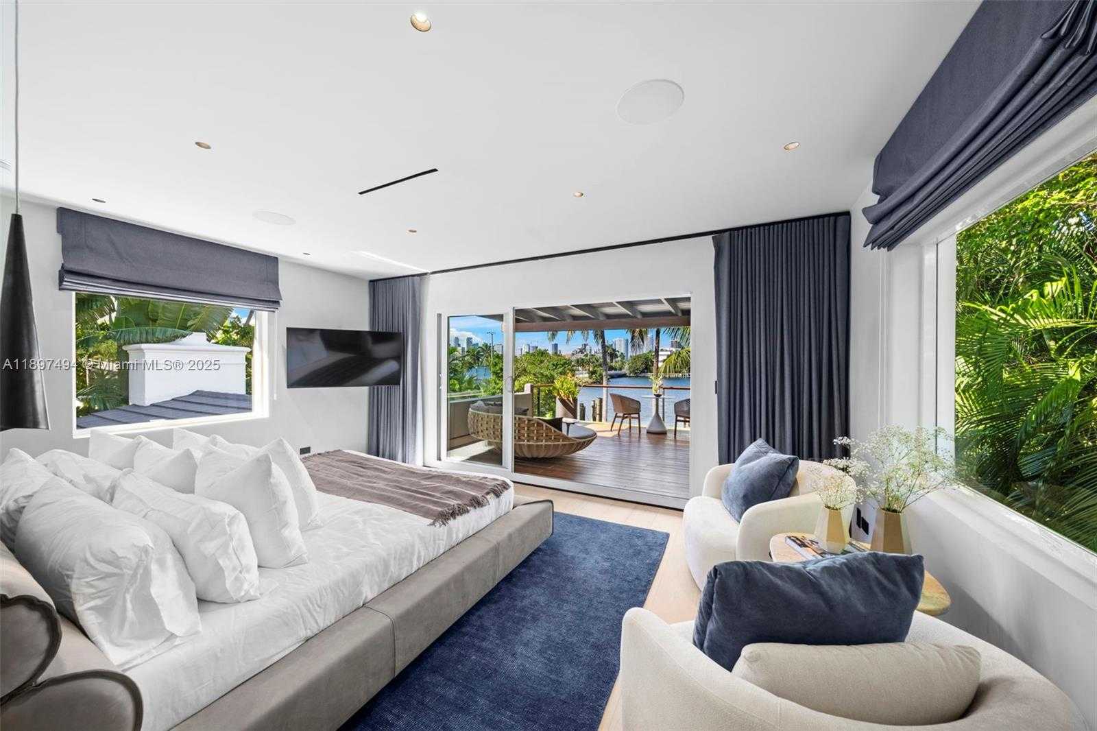 Small Image of 244 WEST SAN MARINO DR, Miami Beach Number 17