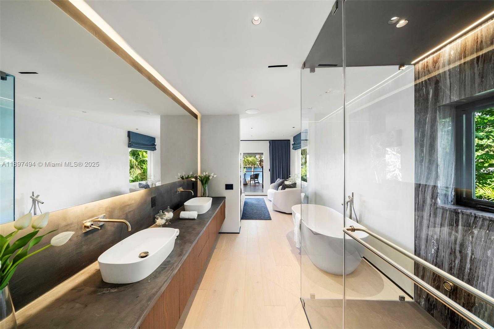 Small Image of 244 WEST SAN MARINO DR, Miami Beach Number 19