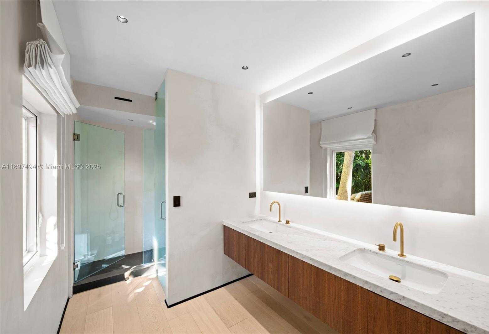 Small Image of 244 WEST SAN MARINO DR, Miami Beach Number 27