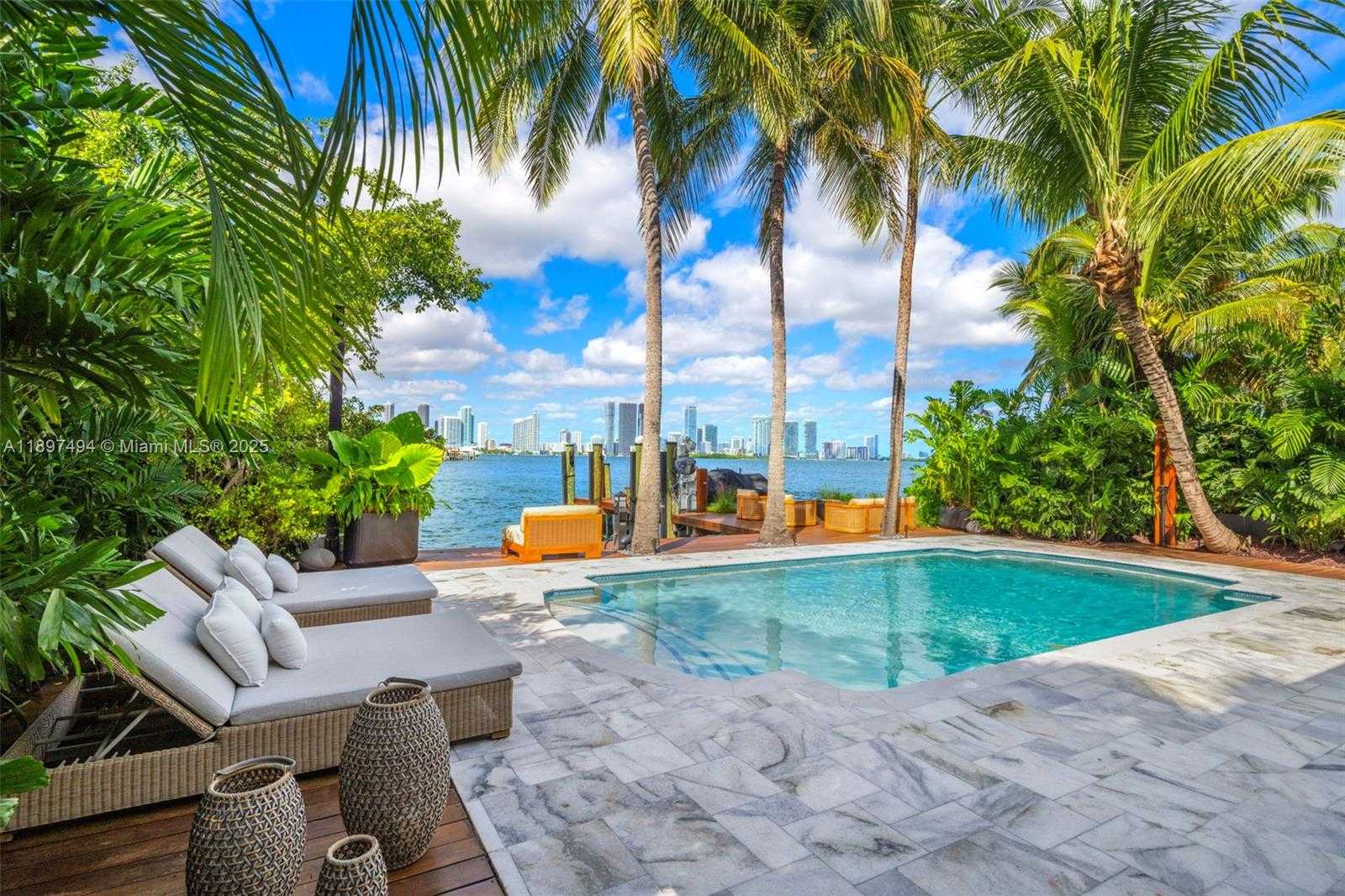 Small Image of 244 WEST SAN MARINO DR, Miami Beach Number 34